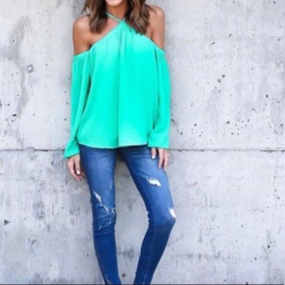 NWT GREEN BOHO CHIFFON COLD SHOULDER HALTER TOP - Picture 2 of 2